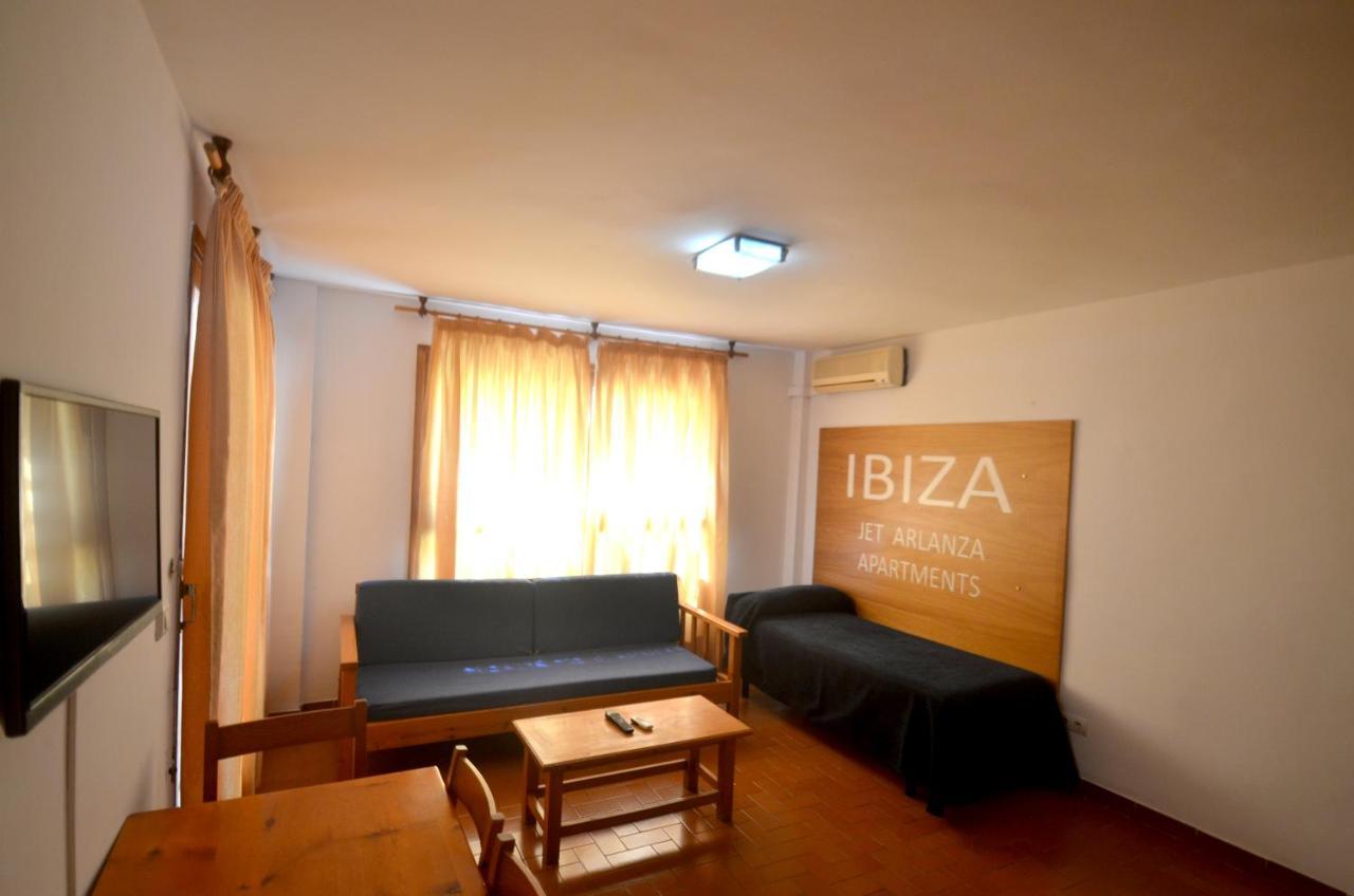 Apartamentos Arlanza - Only Adults Playa d'en Bossa Exterior photo
