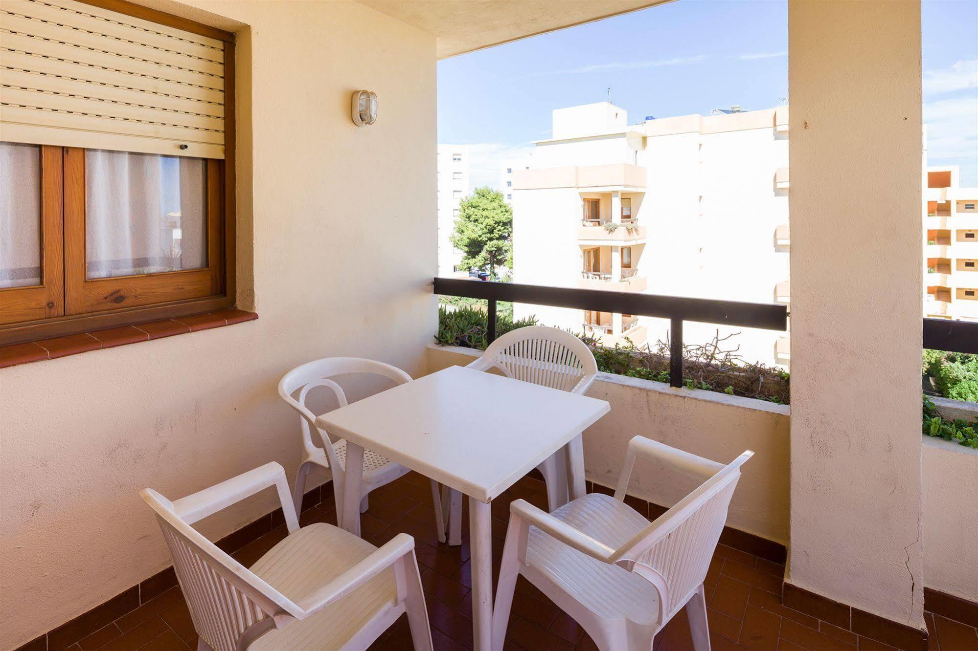 Apartamentos Arlanza - Only Adults Playa d'en Bossa Exterior photo
